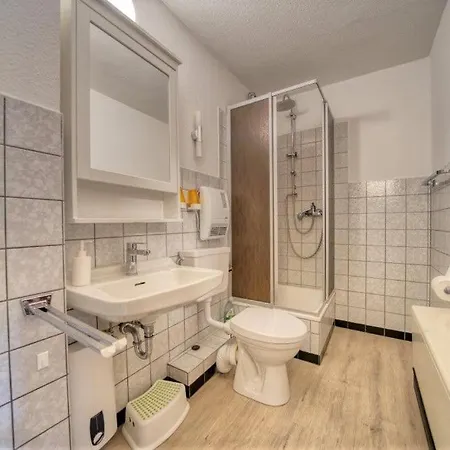 Haus Eichholzweg 18, App 8eich25 Хайлигенхафен